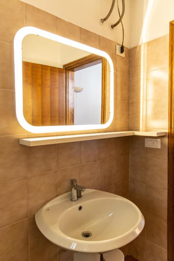 Unique Gem In Piazza Duomo Leilighet Firenze Eksteriør bilde